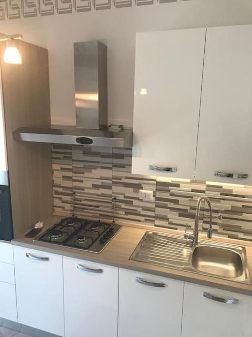 Premium Apartment With Parking Ciampino Exteriör bild